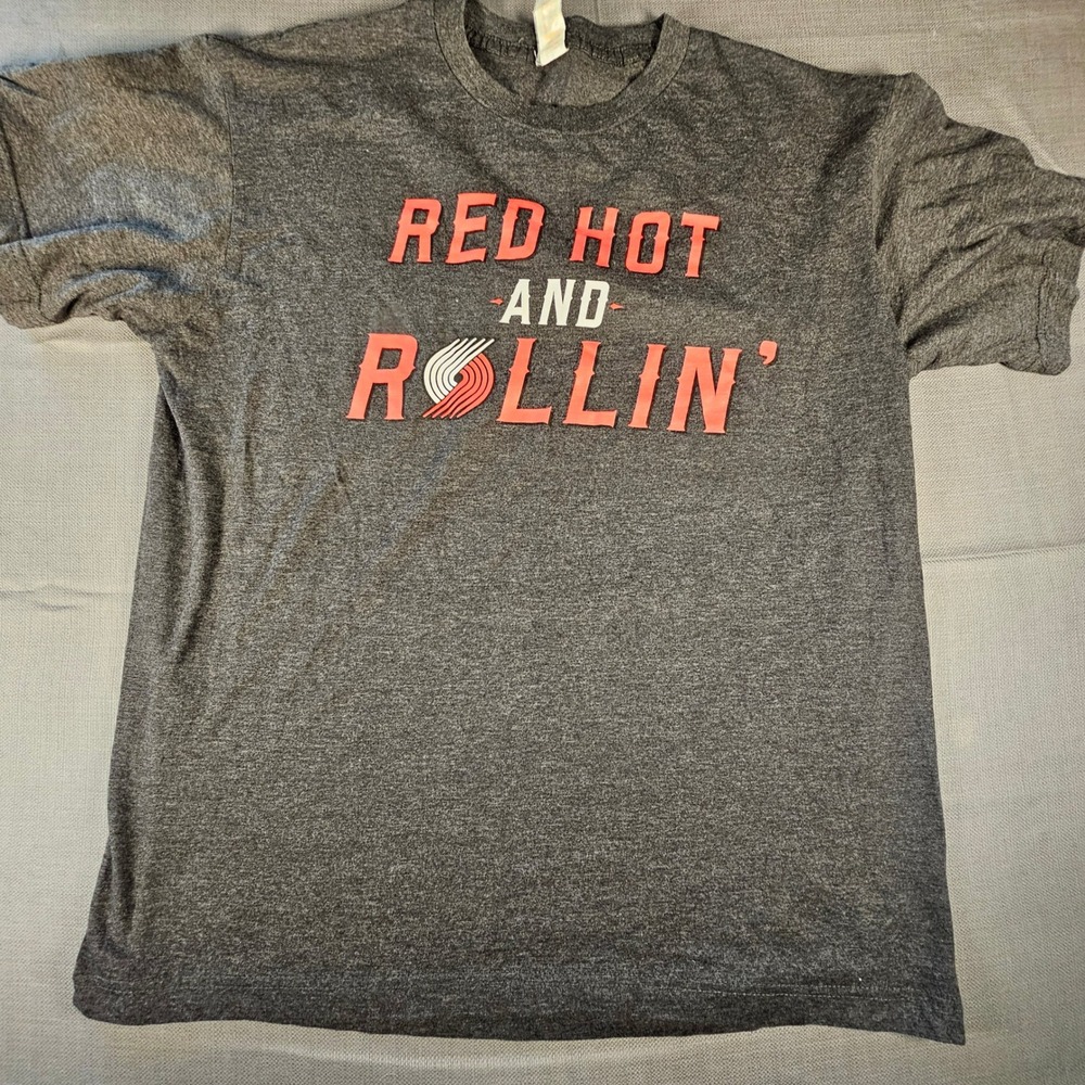 Portland Trail Blazers Sinfire Whisky T-Shirt Mens Large Gray Red Hot and Rollin
